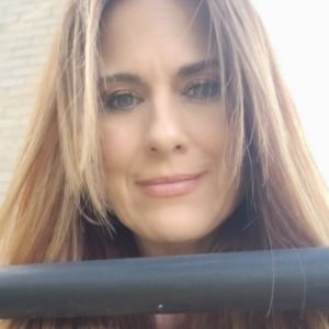 Meet your Posher, Carrie